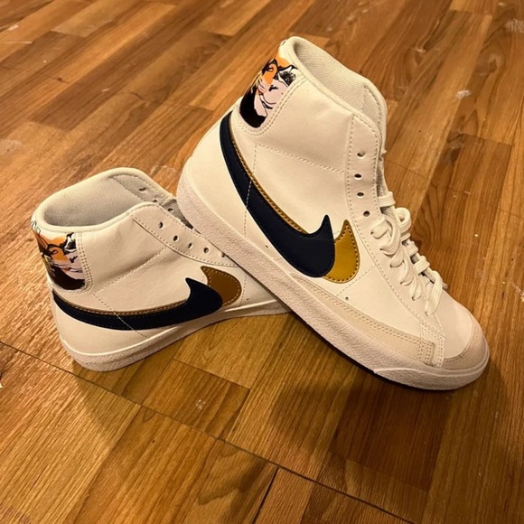 Nike Shoes - Blazer shoes women